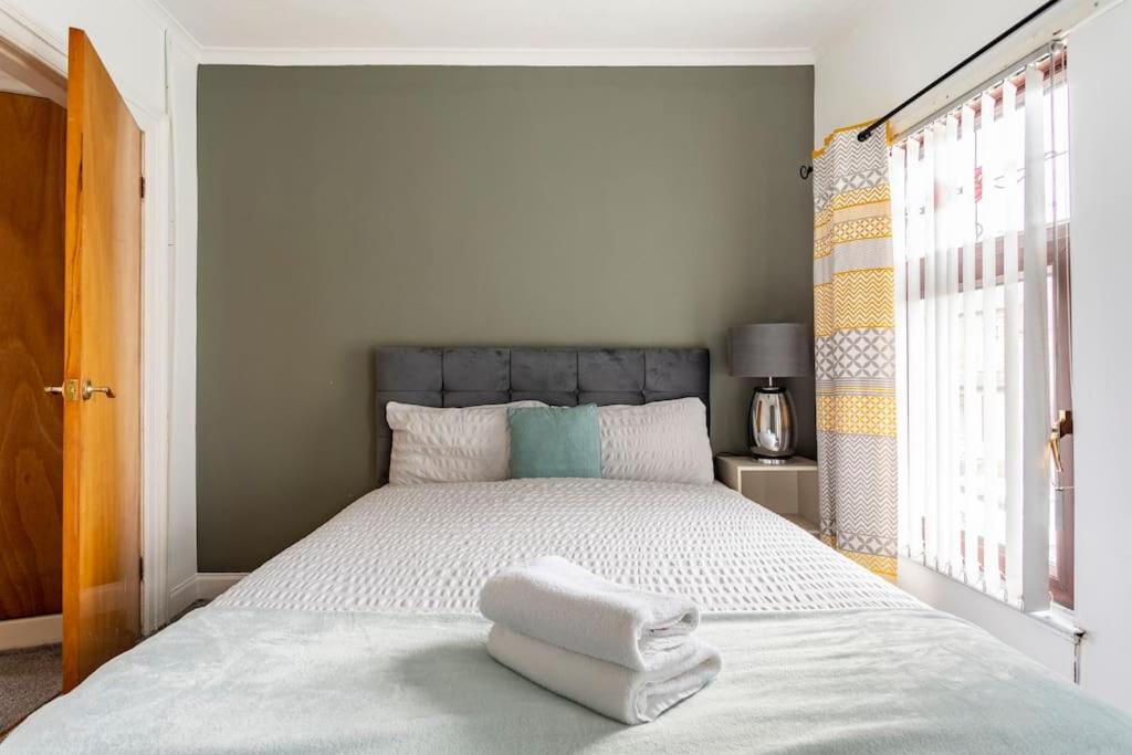 Central Belfast Town House Екстериор снимка