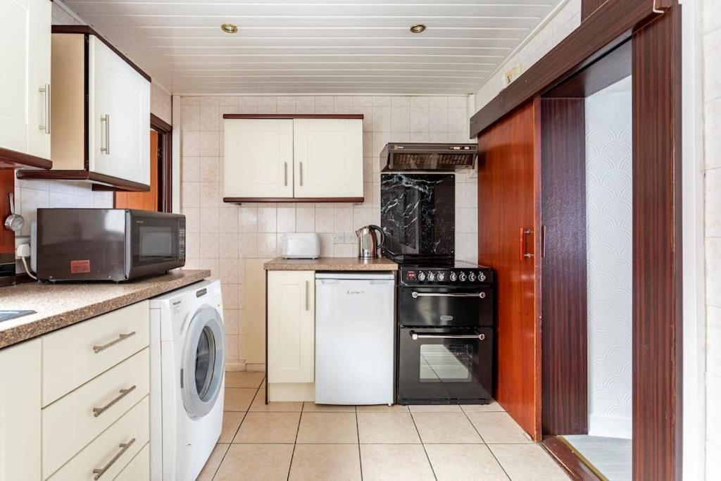 Central Belfast Town House Екстериор снимка